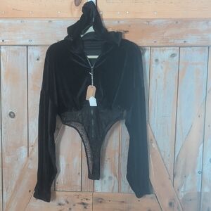 NWT       JIREH clothing Velour Hooded Bodysuit.